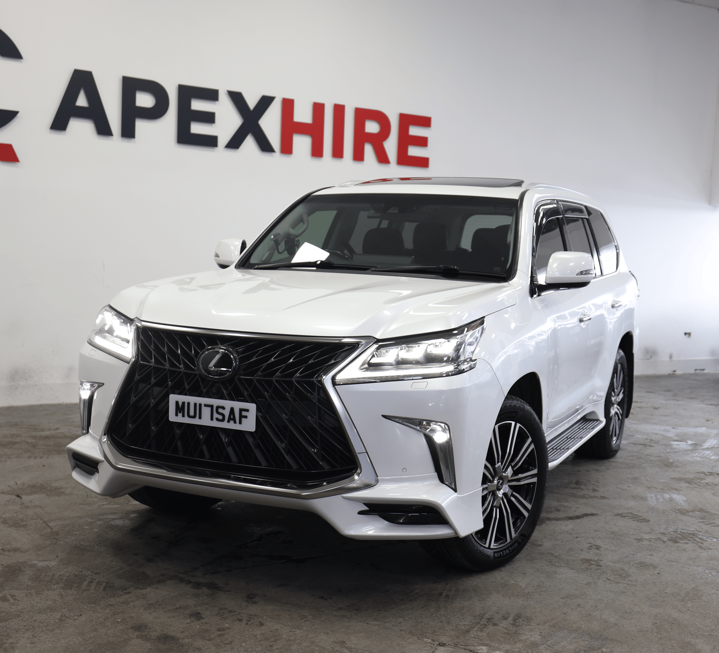 Lxus 570 Lexus - Elevate Your Journey with Unmatched Refinement